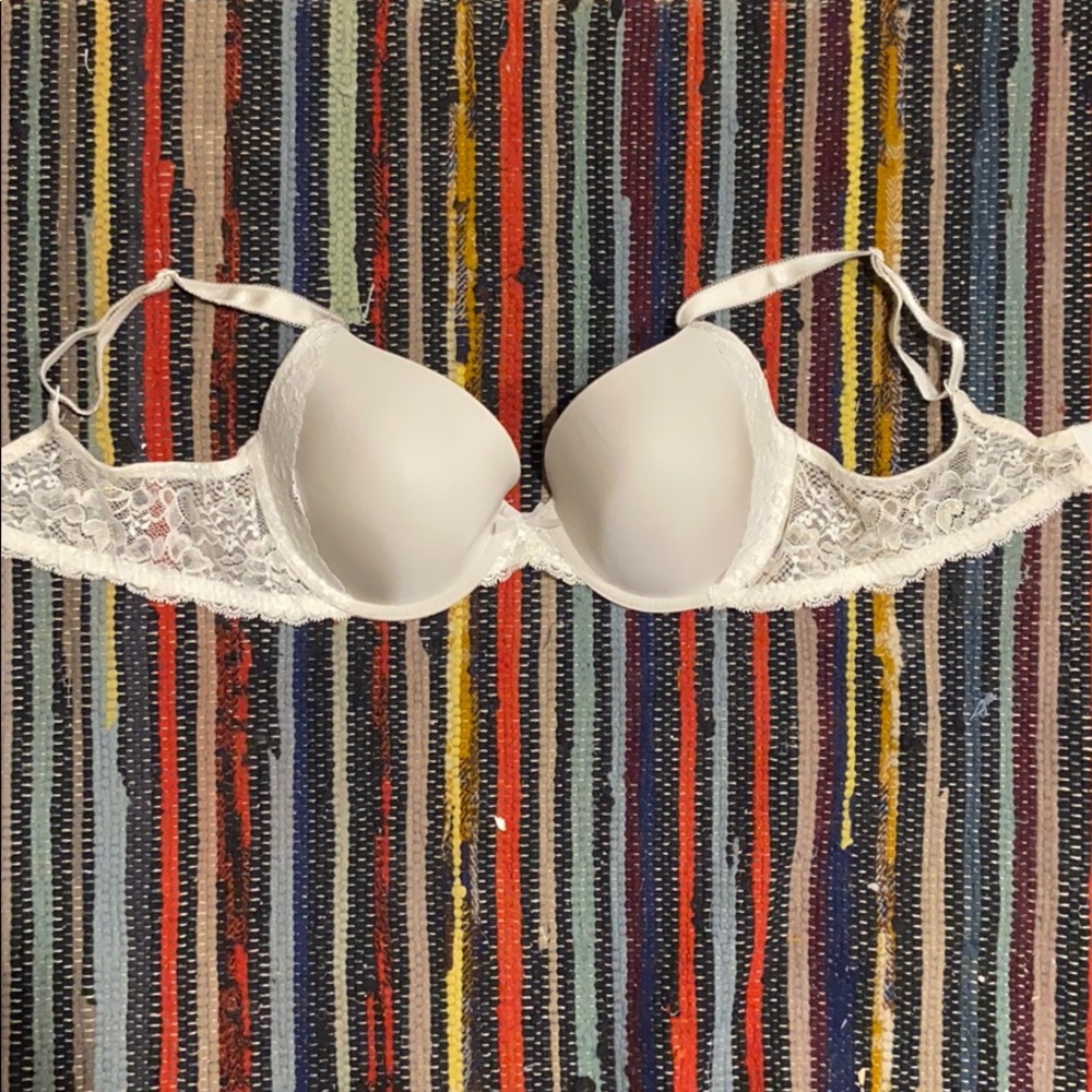vs bra